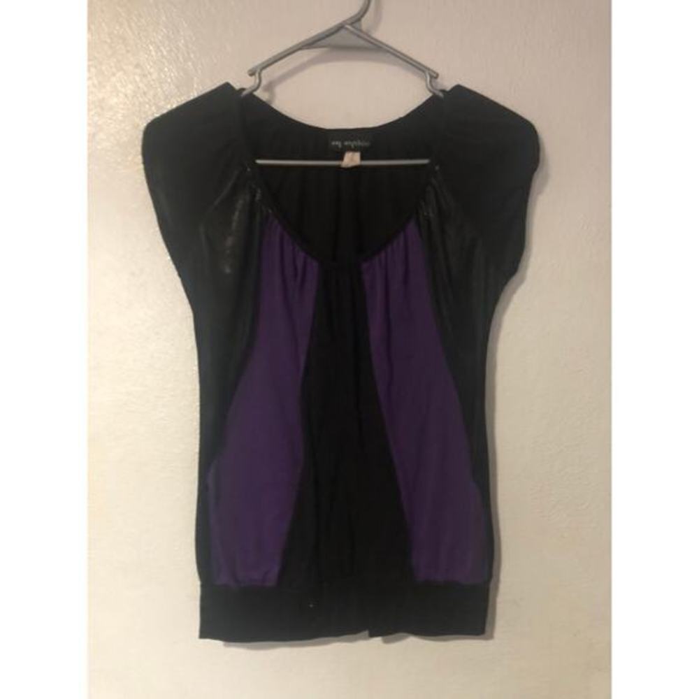 Women’s blouse size s